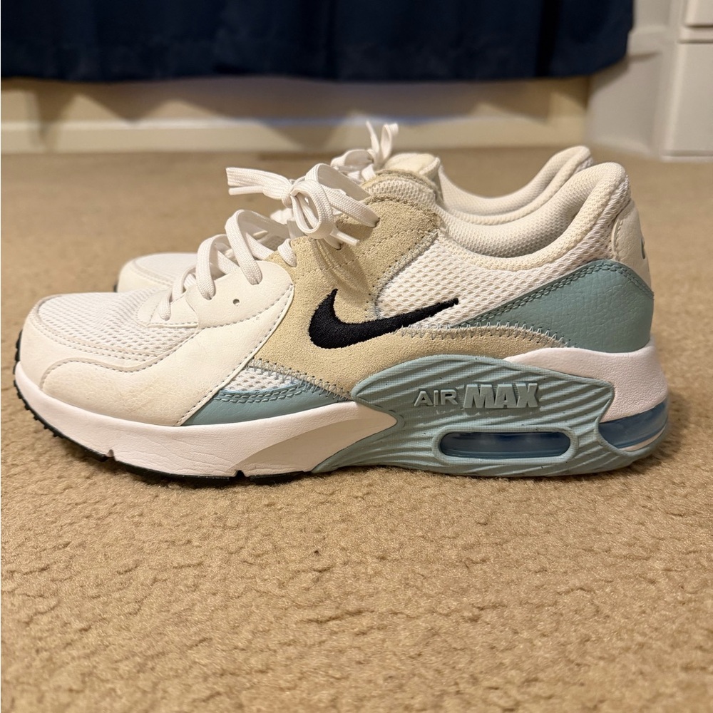 Nike Air Max Excee Women’s Size 10 - White Ashen Slate Blue